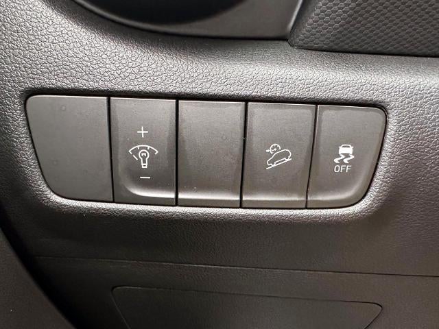 2023 Hyundai Kona SE