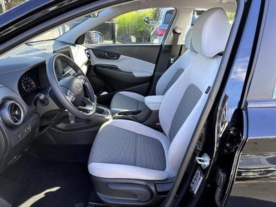 2023 Hyundai Kona SE