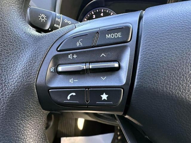 2023 Hyundai Kona SE