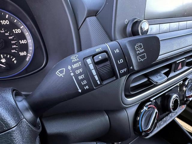 2023 Hyundai Kona SE
