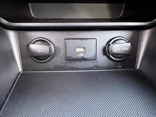 2023 Hyundai Kona SE