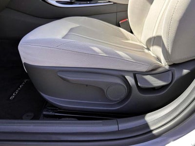 2023 Hyundai Sonata SE