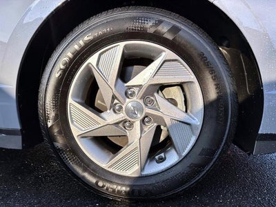 2025 Hyundai Sonata SE