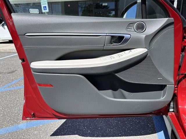 2023 Hyundai Sonata Hybrid Limited