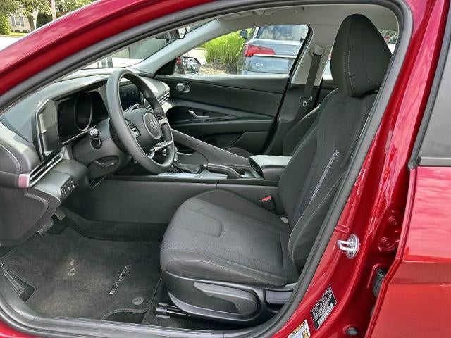 2023 Hyundai Elantra SE