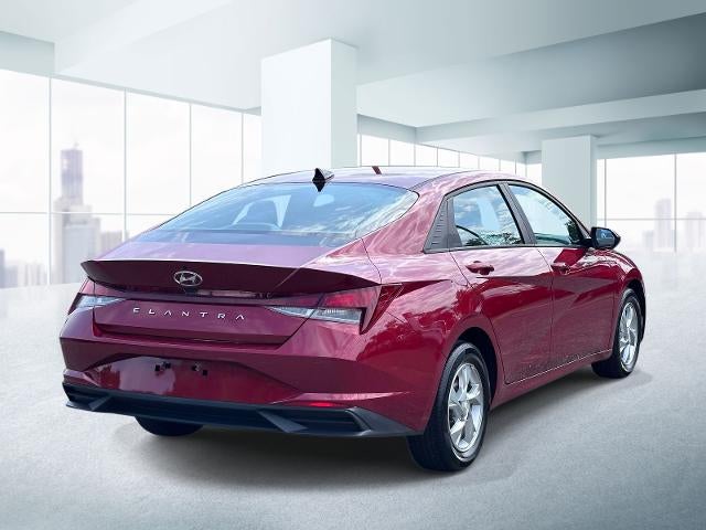 2023 Hyundai Elantra SE