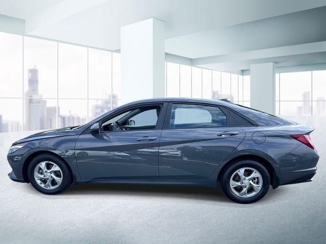 2023 Hyundai Elantra SE