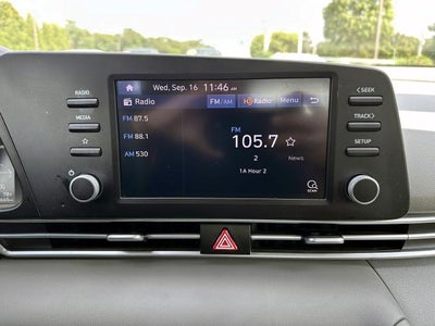 2023 Hyundai Elantra SE