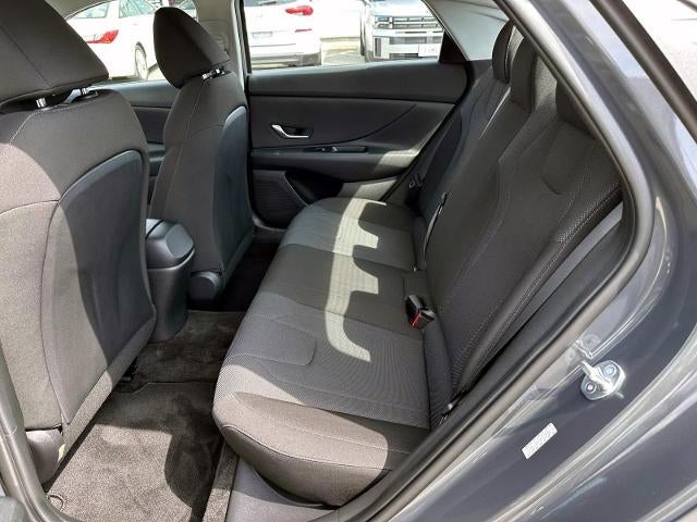 2023 Hyundai Elantra SE