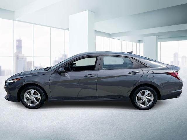 2023 Hyundai Elantra SE