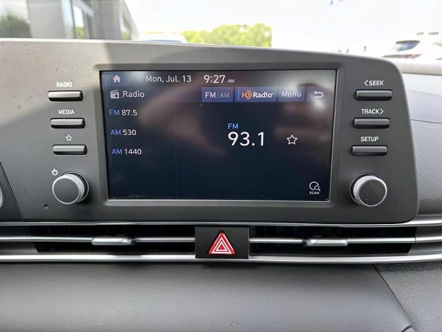 2023 Hyundai Elantra SE