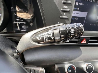 2023 Hyundai Elantra SE