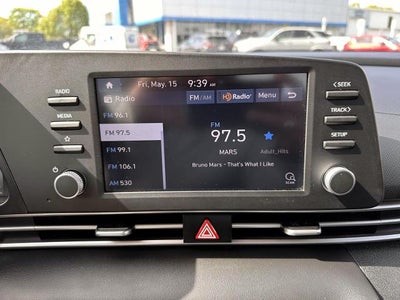 2023 Hyundai Elantra SE