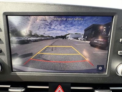 2023 Hyundai Elantra SE