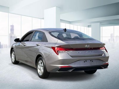 2023 Hyundai Elantra SE