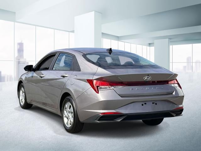 2023 Hyundai Elantra SE
