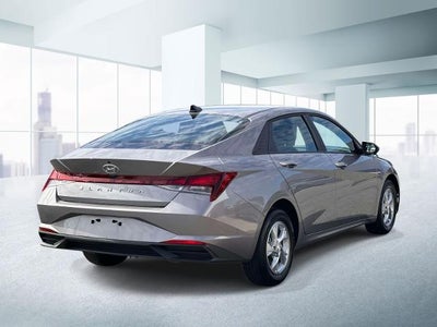 2023 Hyundai Elantra SE
