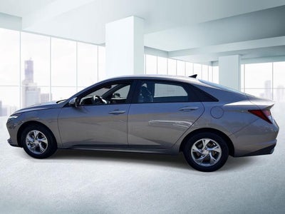 2023 Hyundai Elantra SE