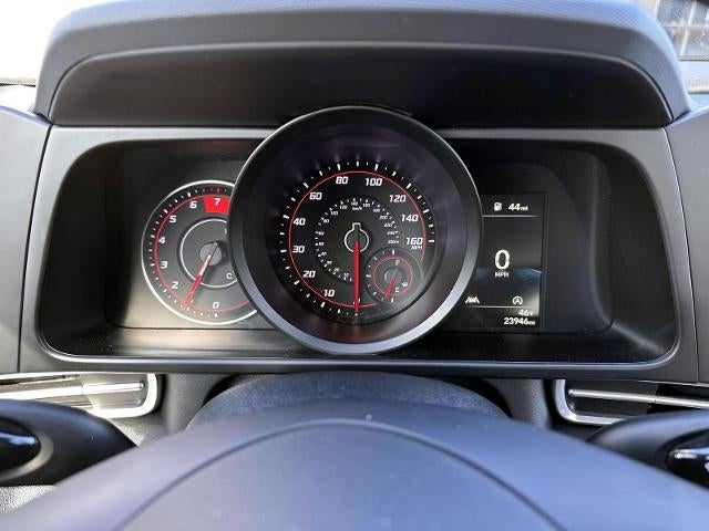 2023 Hyundai Elantra SE