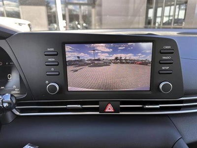 2023 Hyundai Elantra SE