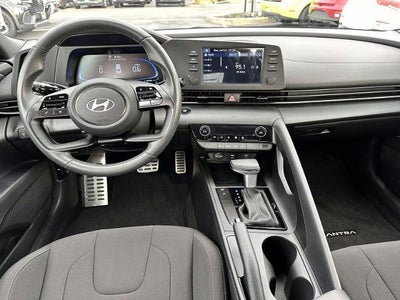 2025 Hyundai Elantra SEL Sport