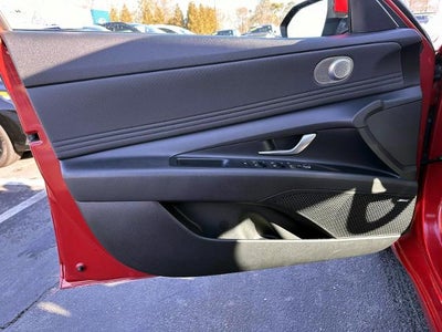 2022 Hyundai Elantra Hybrid Limited