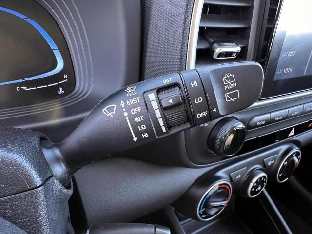 2023 Hyundai Venue SE