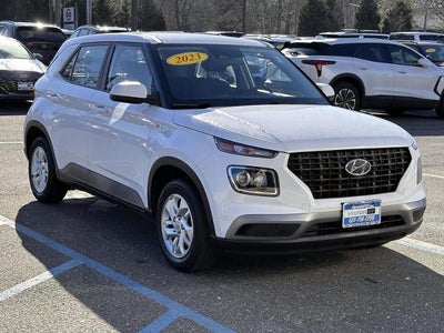 2023 Hyundai Venue SE