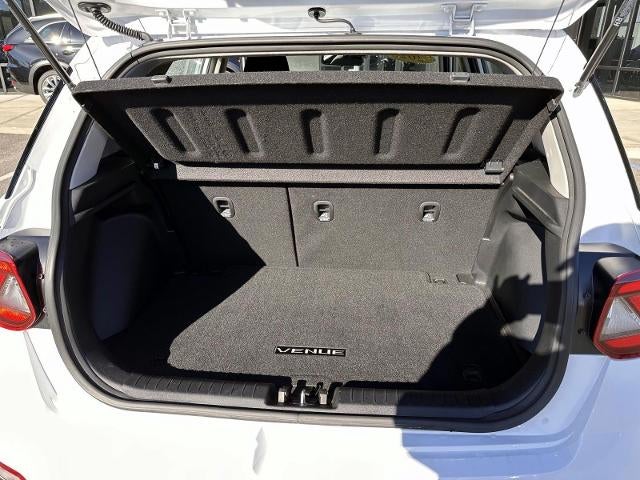 2023 Hyundai Venue SE