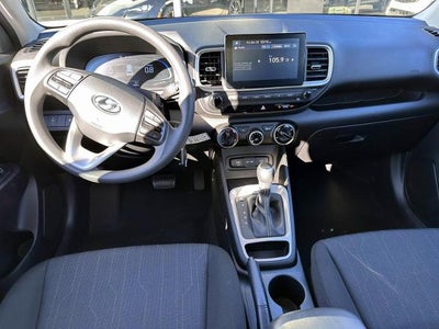 2025 Hyundai Venue SE