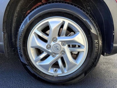2025 Hyundai Venue SE