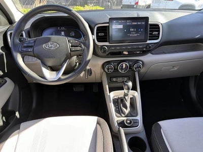 2023 Hyundai Venue SEL