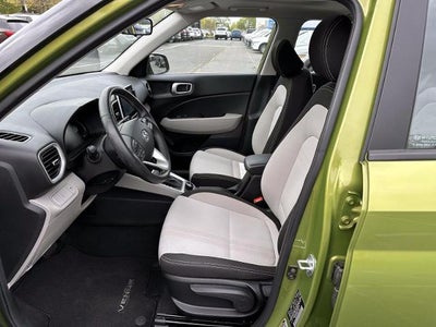 2023 Hyundai Venue SEL