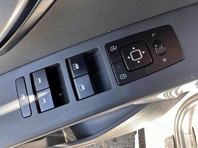2023 Kia Niro EX